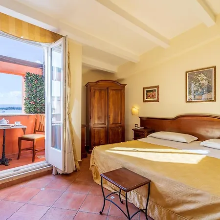 Hotel Mediterraneo 3*
