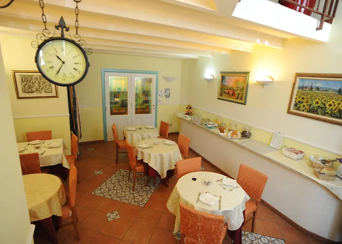 Hotel Mediterraneo 3*