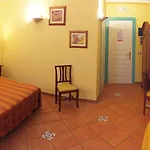 Mediterraneo Ξενοδοχείο 3*