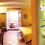 Mediterraneo Ξενοδοχείο 3*