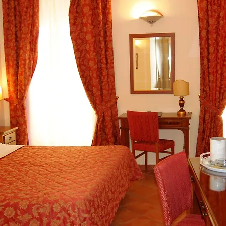 Mediterraneo Hotel 3*