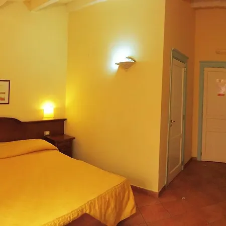 Mediterraneo Hotel Syrakuzy
