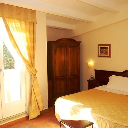 Mediterraneo Hotel 3*