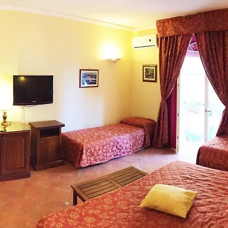 Mediterraneo Hotel Syrakuzy