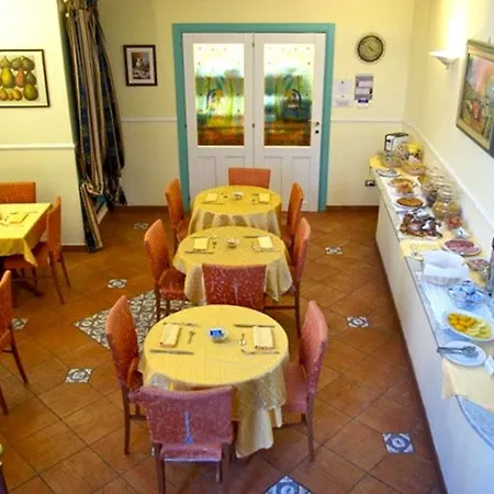 Mediterraneo Hotel