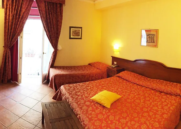 Mediterraneo Hotell 3*